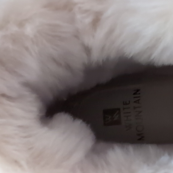 White Mountain booties - Picture 4 of 6